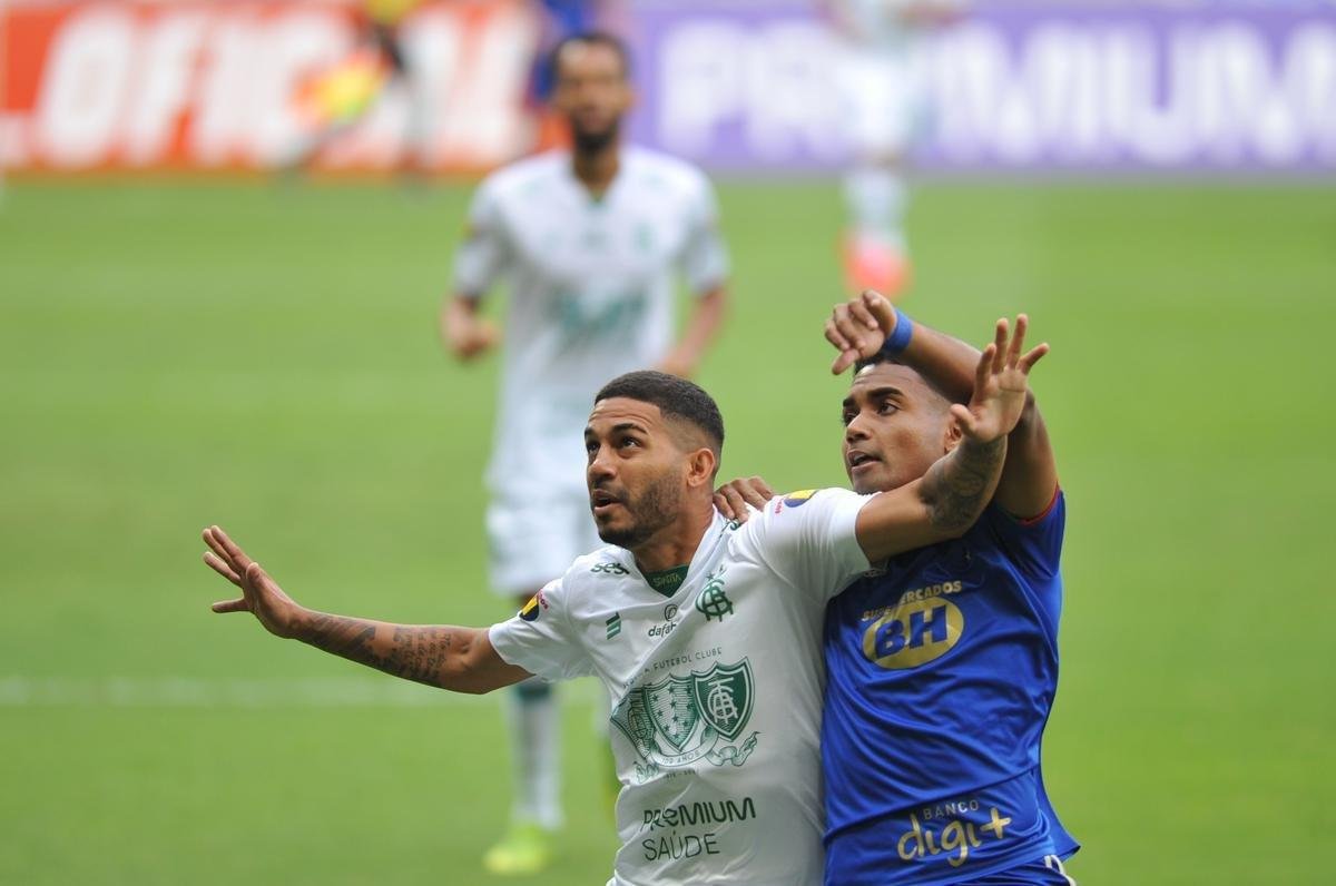 Diego Ferreira (lateral-direito) - 6.7