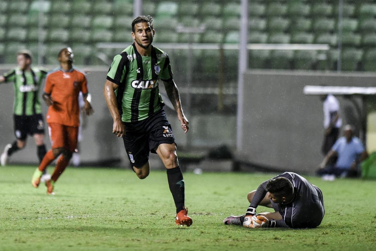 América venceu o Boa Esporte por 1 a 0, com gol de Rafael Moura