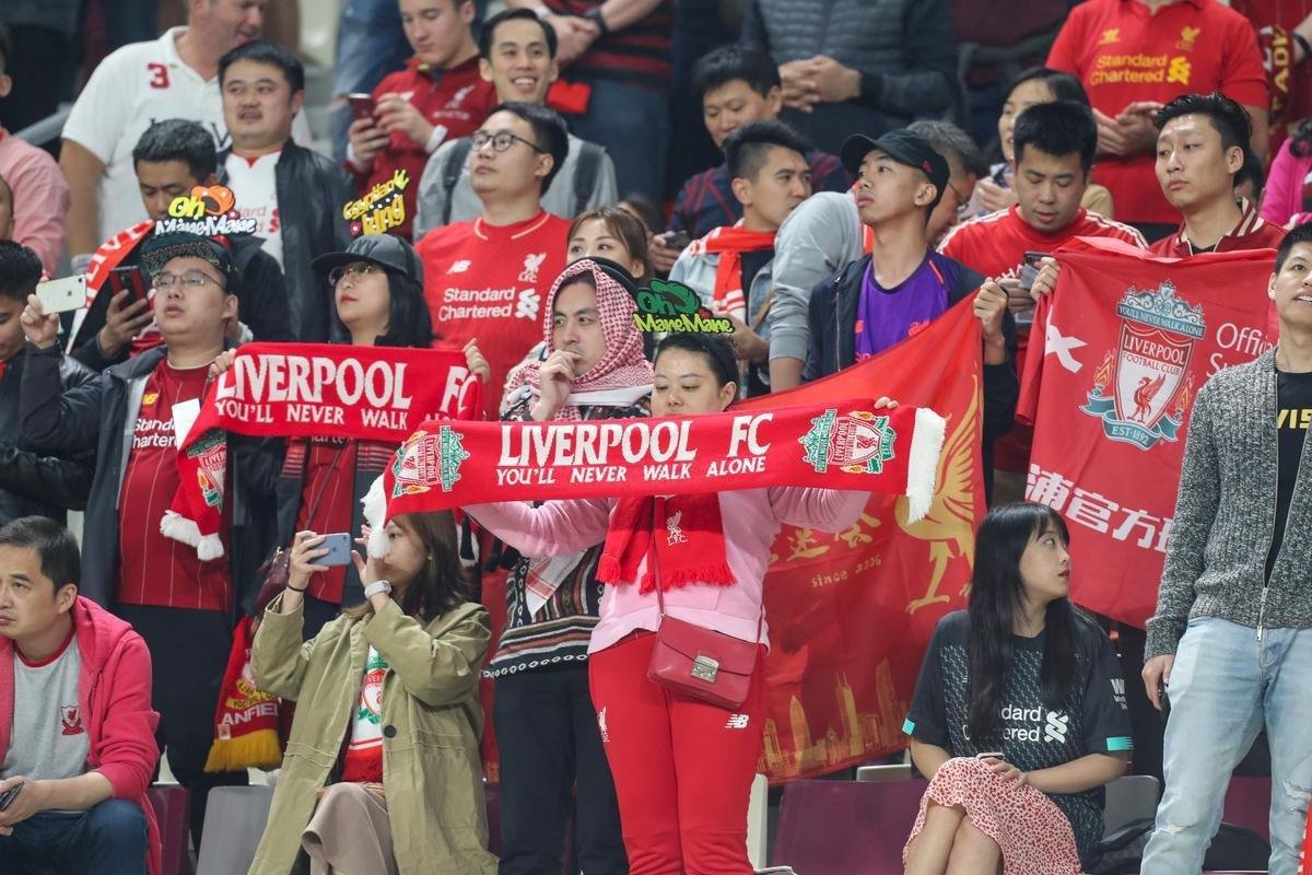 Torcidas de Liverpool e Flamego na final do Mundial de Clubes, em Doha, no Catar
