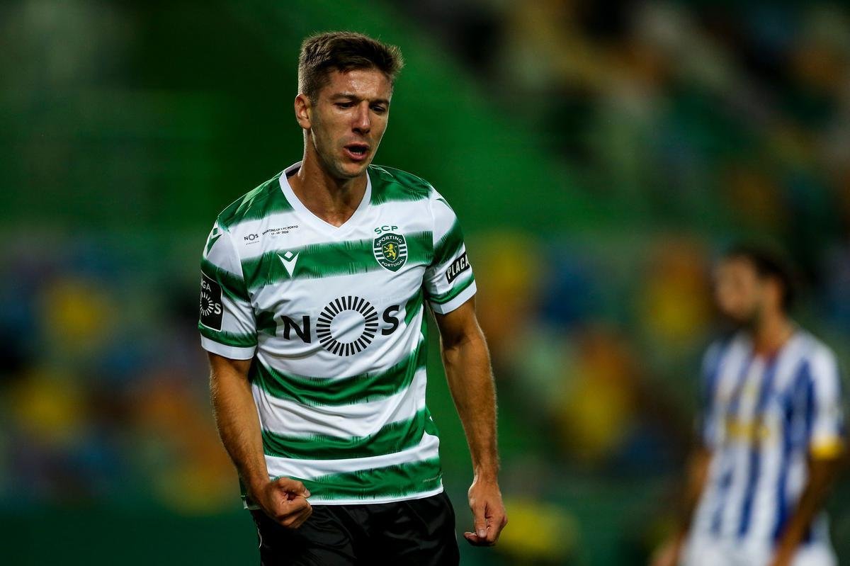 Atacante argentino Luciano Vietto foi um dos primeiros casos de COVID-19 no Sporting. Em outubro, ele foi vendido ao Al-Hilal da Arbia Saudita