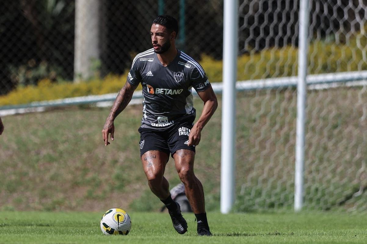 Na manh desta segunda-feira (11), o Atltico teve treino na Cidade do Galo para o confronto contra o Flamengo, em jogo de volta das oitavas de final da Copa do Brasil.