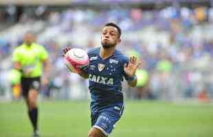 Fotos de Cruzeiro x Villa Nova, no Mineiro, pela stima rodada do Campeonato Mineiro