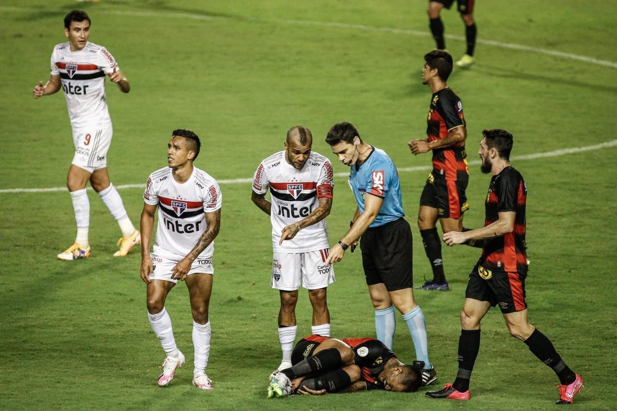 Na Ilha do Retiro, Sport e São Paulo se enfrentaram em jogo válido pela quinta rodada da Série A de 2020. E logo no início do jogo, Pablo fez 1 a 0 para o Tricolor Paulista.