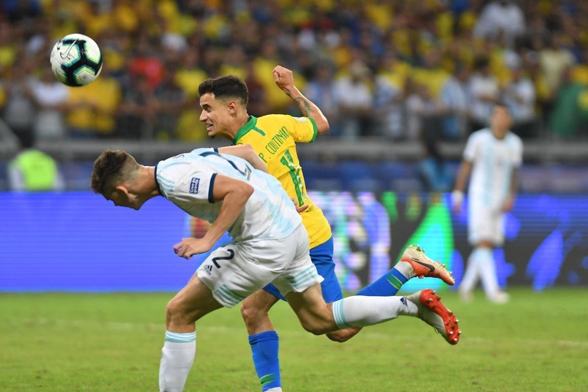 Fotos da vitria do Brasil sobre a Argentina, por 2 a 0, no Mineiro, pela semifinal da Copa Amrica; Gabriel Jesus e Firmino marcaram os gols da seleo em BH
