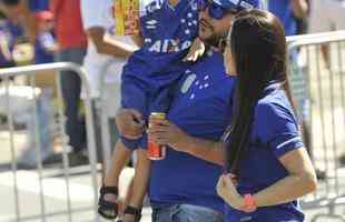 Torcedores do Cruzeiro compareceram em grande nmero ao Mineiro na semifinal contra o Tupi