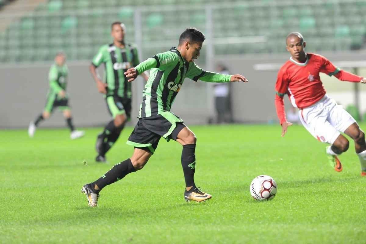 Amrica e Boa Esporte se enfrentaram no Independncia, pela 13 rodada da Srie B do Campeonato Brasileiro