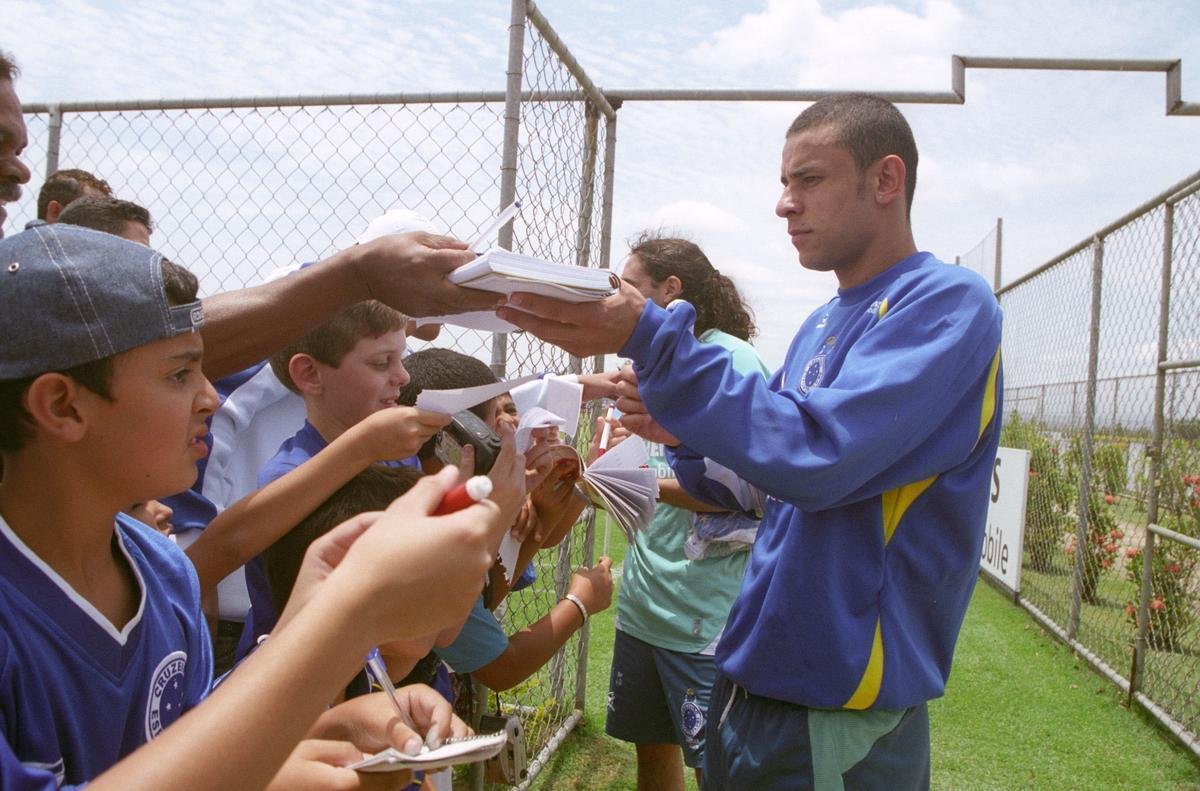 O dia a dia de Fred na Toca da Raposa II entre julho de 2004 e agosto de 2005