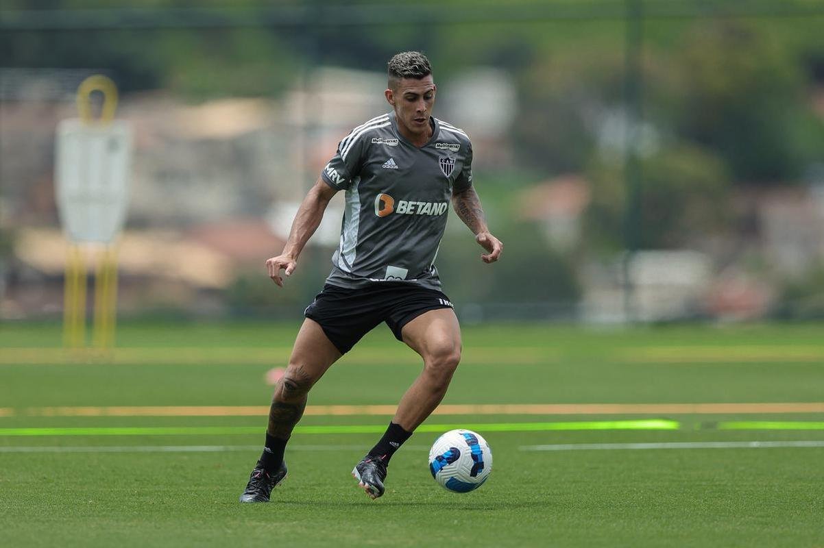 Atltico teve um dia de folga aps o empate com o Cruzeiro no clssico. Elenco de Coudet retomou atividades na Cidade do Galo na tarde desta quarta-feira (15/2).