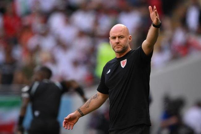 Pela segunda rodada do Grupo B da Copa do Mundo do Catar, Pas de Gales e Ir duelam no Estdio Ahmad Bin Ali, em Al Rayyan