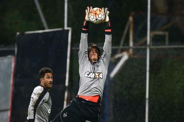 Fotos do treino do Atlético no Estádio Rumiñahui