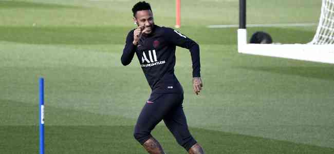Neymar se diz feliz e acelera recuperao 