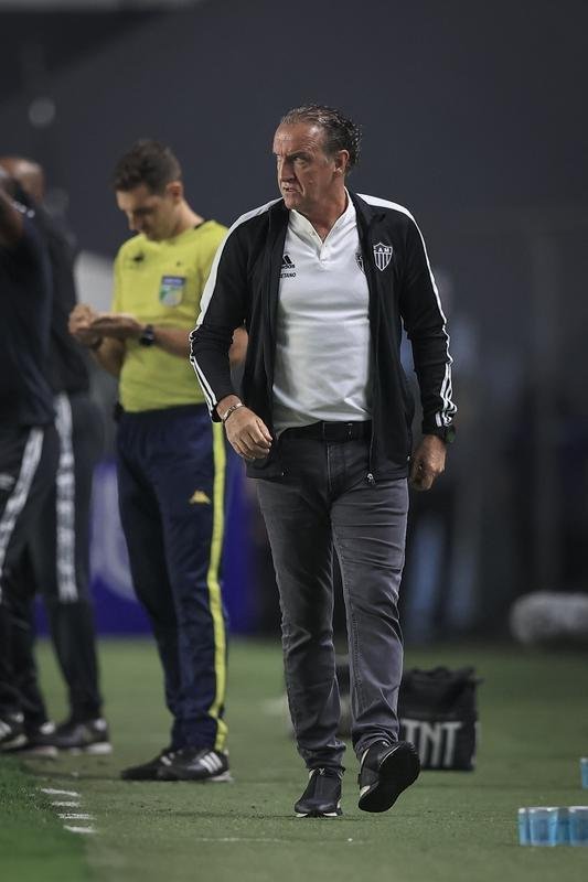 Fotos do jogo entre Santos e Atltico na Vila Belmiro, em Santos, pela 30 rodada do Campeonato Brasileiro