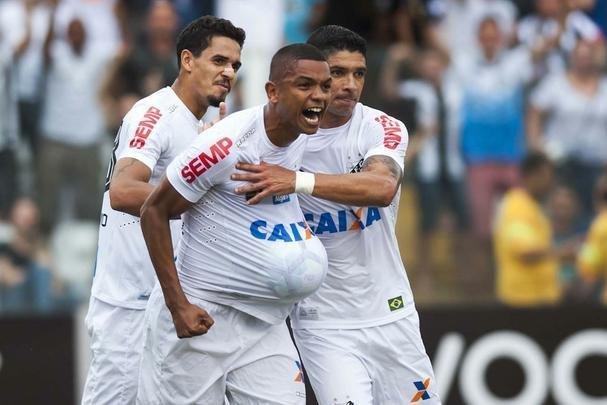 O Santos venceu o Atlético por 3 a 1 neste sábado, em jogo da 32ª rodada do Campeonato Brasileiro