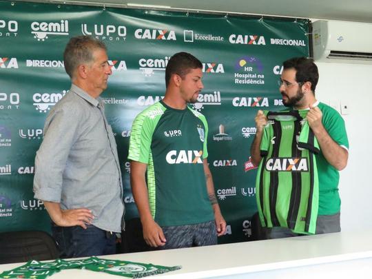 Fotos da apresentao do atacante Judivan no Amrica (Matheus Adler/EM D.A Press)