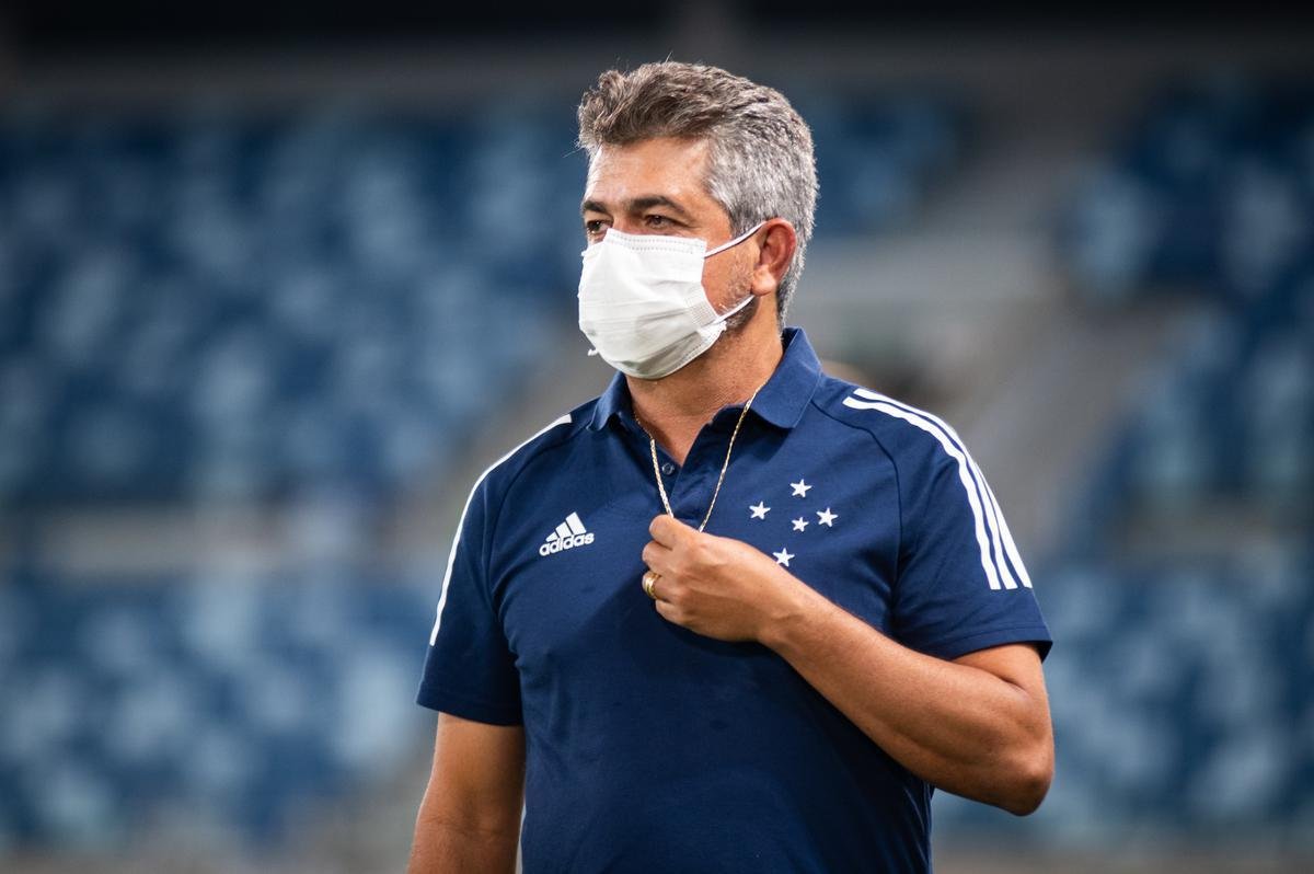 Fotos do duelo entre Cuiab e Cruzeiro, na Arena Pantanal, pela Srie B