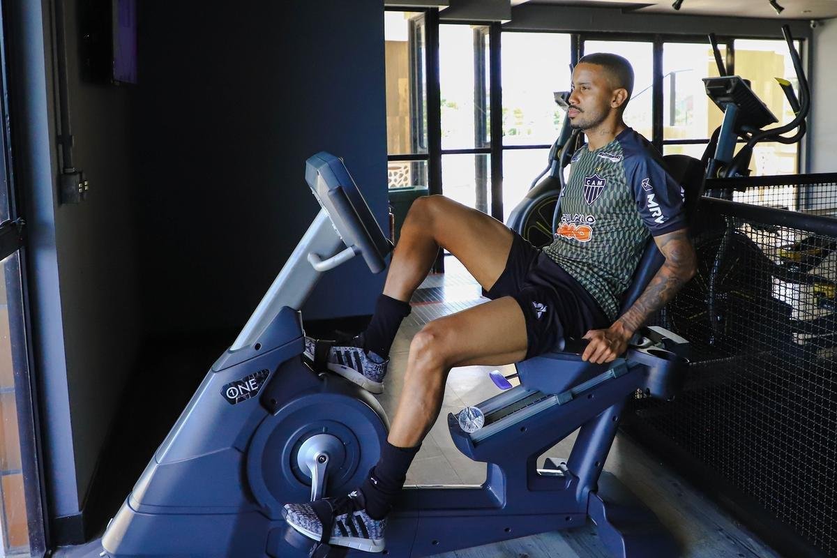 Jogadores do Atltico treinaram na Praia do Mucuripe, em Fortaleza