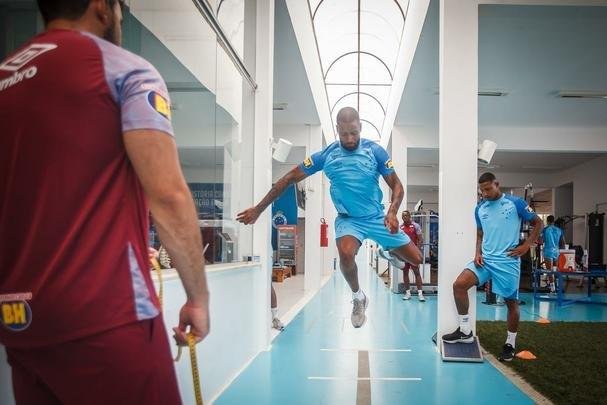 Veja imagens do primeiro dia de trabalho do Cruzeiro no ano de 2019