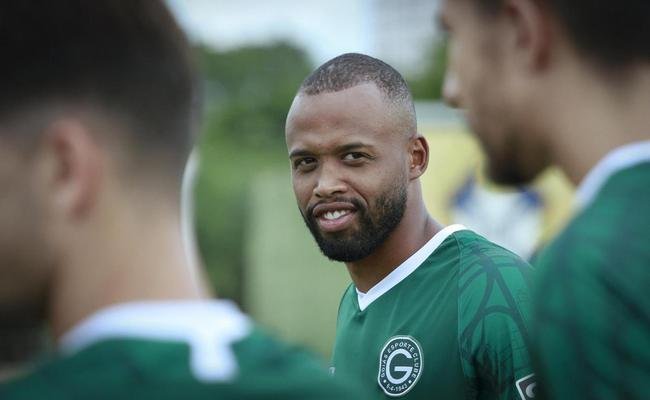 Reynaldo, zagueiro, Gois