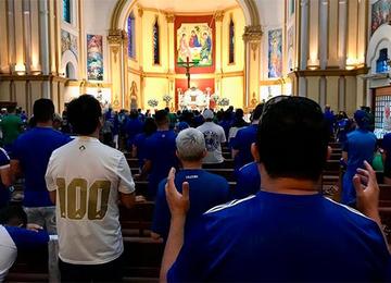 Presidente Sérgio Rodrigues participou de cerimônia religiosa no Barro Preto