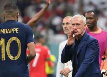 Técnico Didier Deschamps alcançou a segunda final seguida pela França após derrotar Marrocos nesta quarta (14/12), pela semifinal da Copa do Mundo do Catar