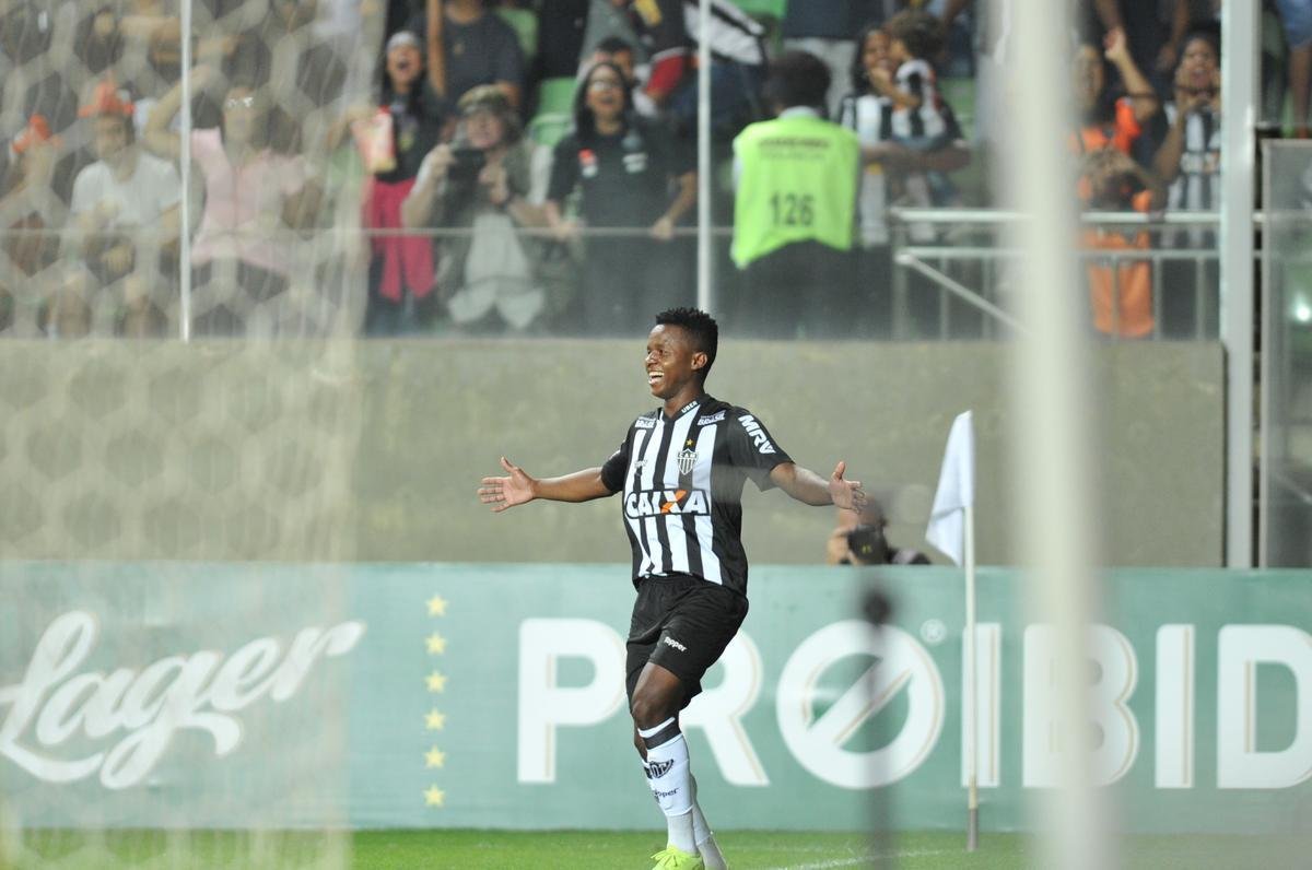 Fotos de Atltico x Bahia, no Independncia, pela 35 rodada do Campeonato Brasileiro (Alexandre Guzanshe/EM D.A Press)