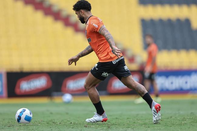 Atlético treina em Guayaquil antes do jogo contra o Emelec