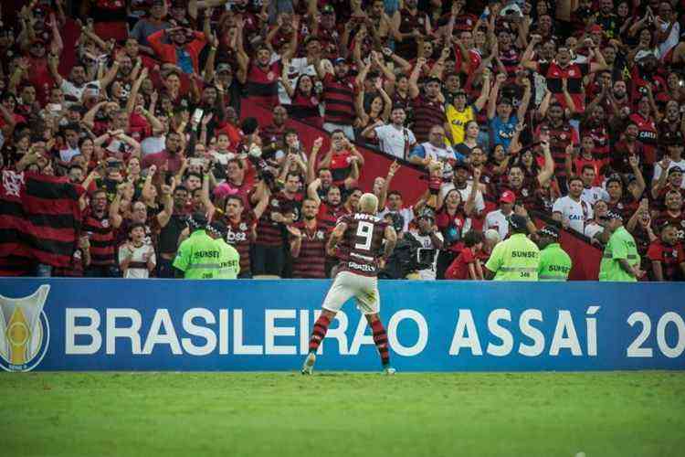 Flamengo x Santos no DF: pré-venda para sócio-torcedor começa terça