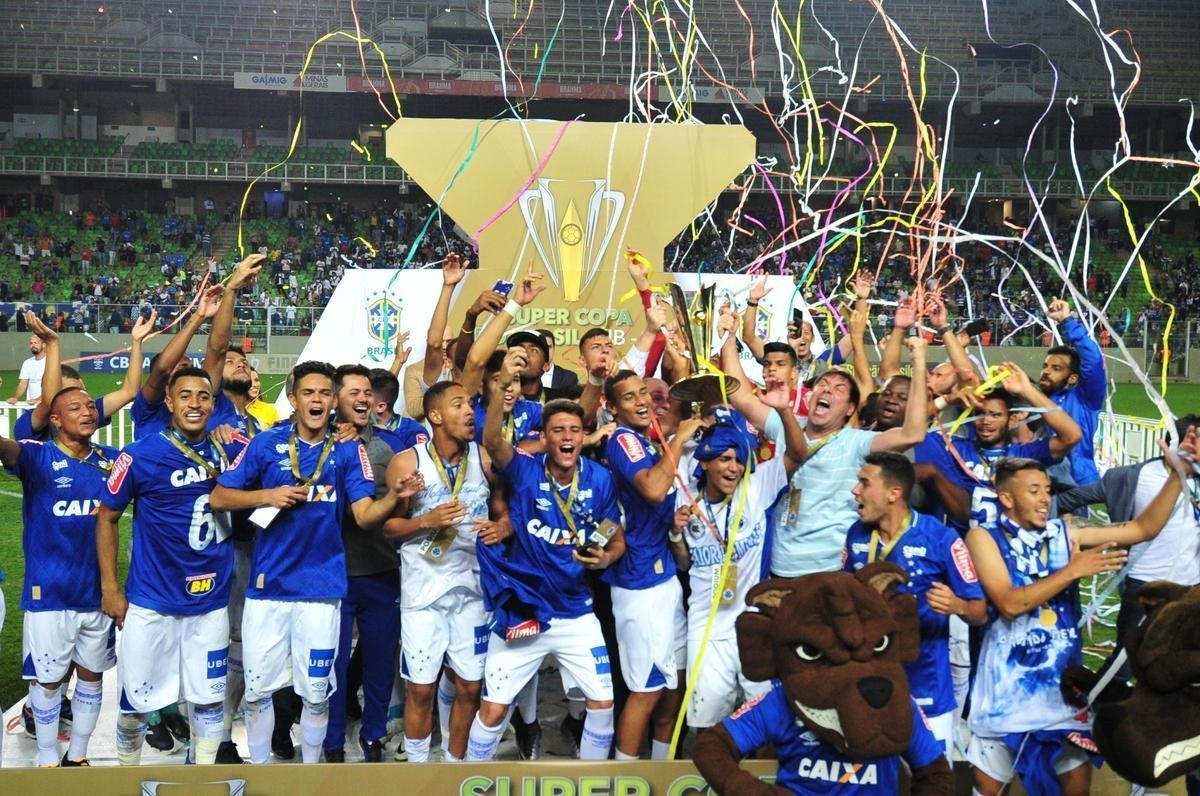Cruzeiro vence Atltico por 4 a 2 nos pnaltis e conquista a Supercopa Sub-20, no Independncia