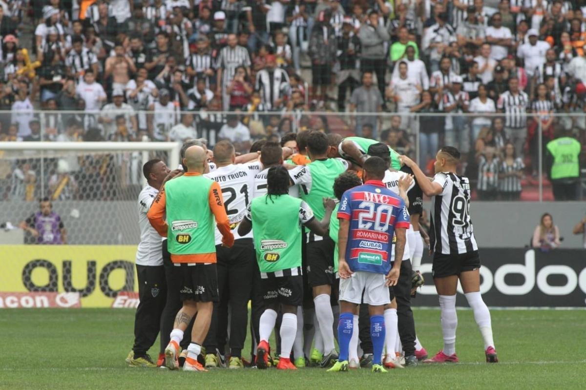 Imagens da partida entre Atltico e Fortaleza, no Independncia