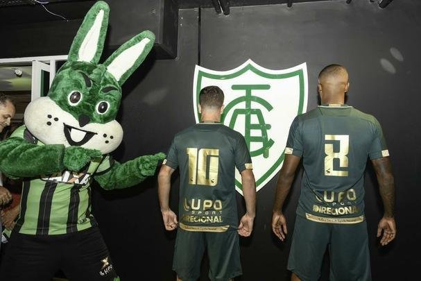 Amrica fez festa para o lanamento do seu terceiro uniforme