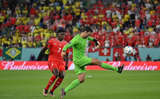 Alisson levou Galvo Bueno  loucura em jogo contra a Sua