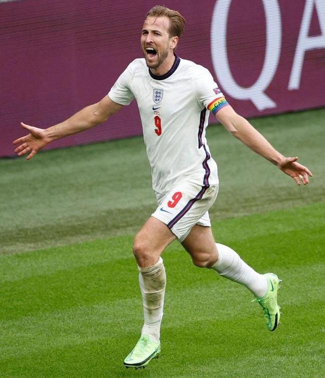 Fotos do gol de Harry Kane, da Inglaterra, sobre a Alemanha, em Wembley. Ingleses venceram por 2 a 0 e avan�aram �s quartas de final da Eurocopa