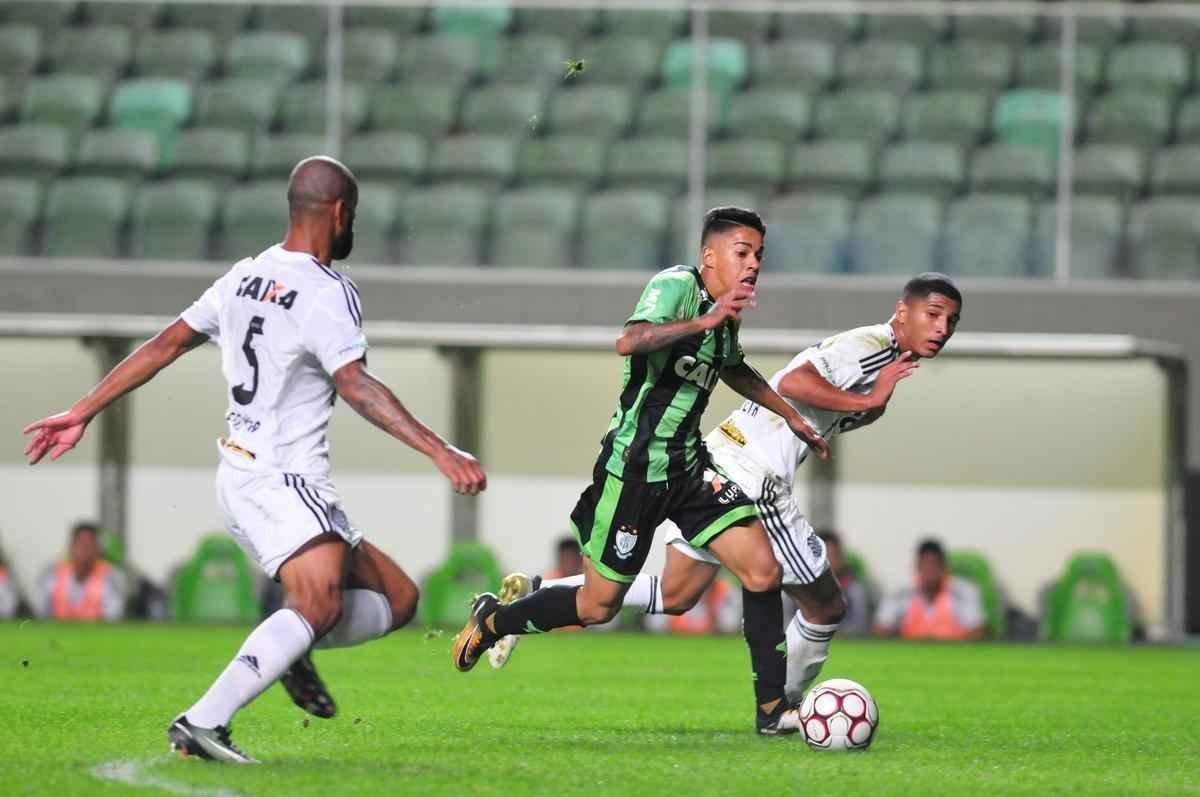 Amrica e Figueirense se enfrentaram, no Independncia, pela 16 rodada da Srie B do Brasileiro