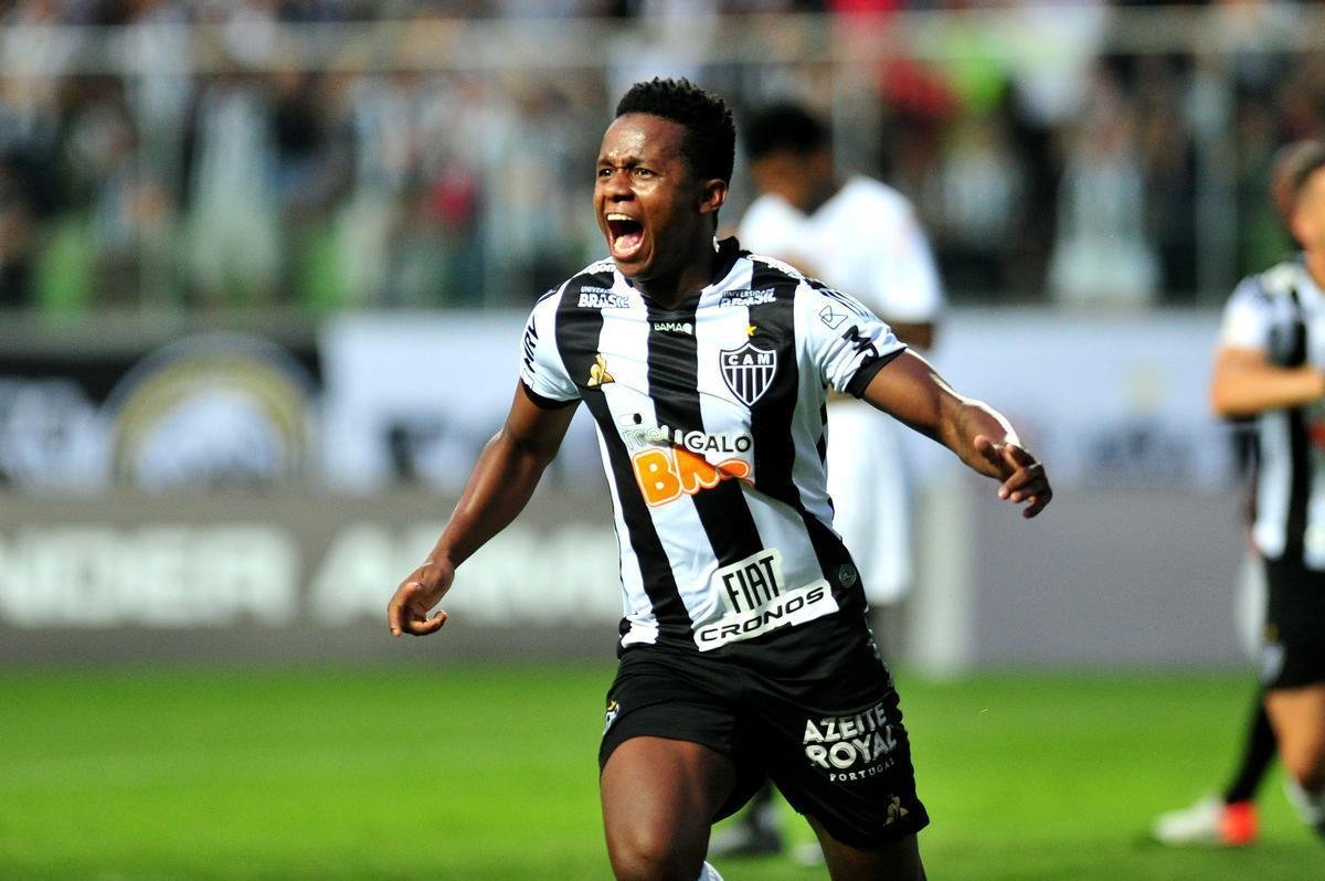 Fotos do jogo entre Atltico e Corinthians no Independncia