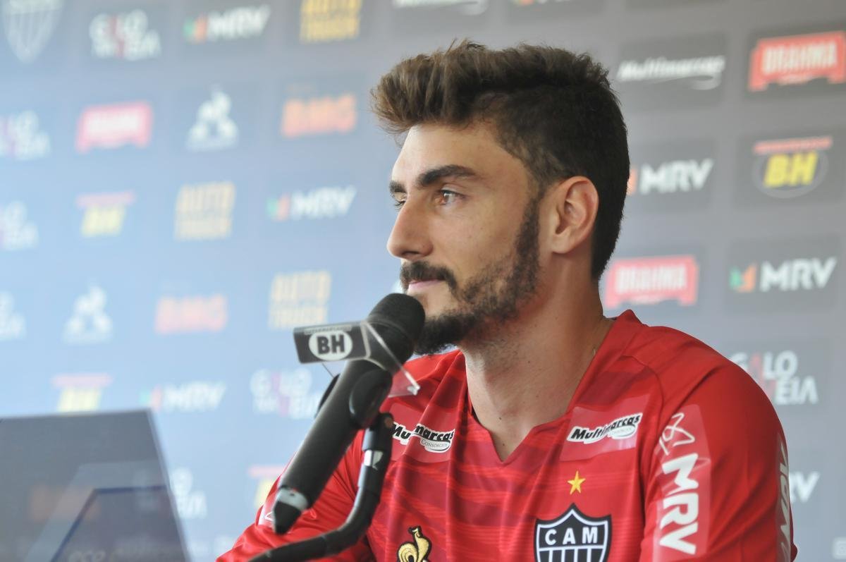 Goleiro Rafael, ex-Cruzeiro, foi apresentado como reforo do Atltico na Cidade do Galo. 