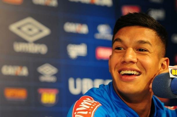 Lucas Romero pelo Cruzeiro na temporada 2017