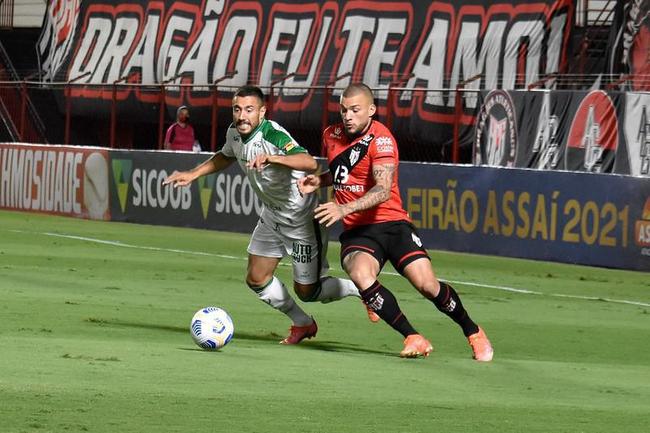 Atlético-GO e América se enfrentaram em Goiânia, pela 14ª rodada do Campeonato Brasileiro