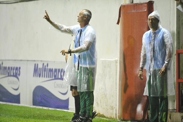 As melhores fotos do duelo entre Villa Nova e Amrica, em Nova Lima, pelo Mineiro