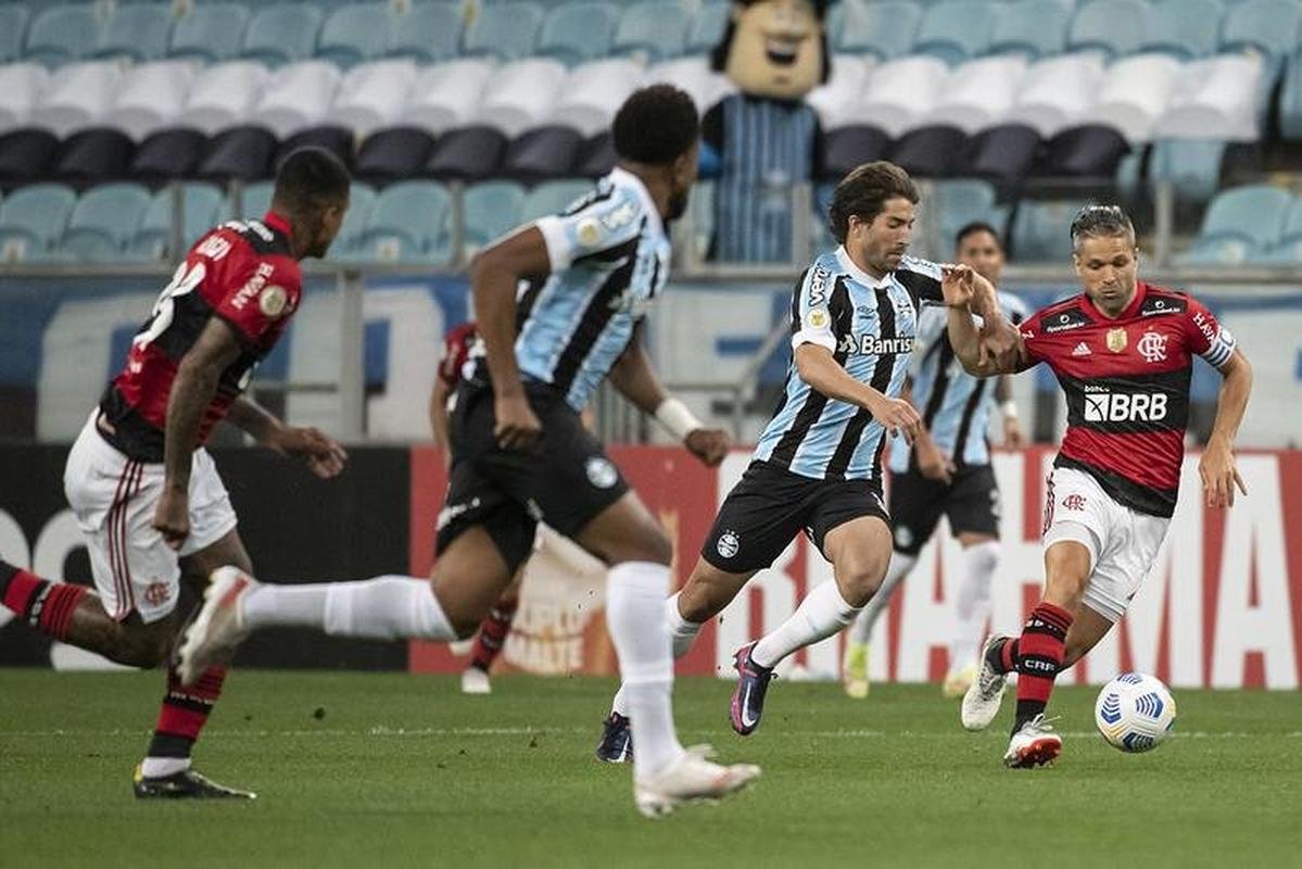 Fotos do jogo entre Grmio e Flamengo, na Arena do Grmio, em Porto Alegre, pela segunda rodada do Campeonato Brasileiro (23/11/2021)