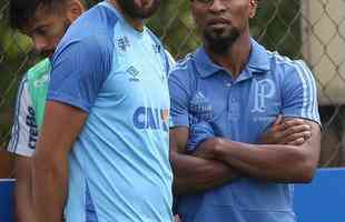 Barcos e Z Roberto, que foram jogadores do Palmeiras, atuaram juntos no Grmio, de 2013 a 2014.