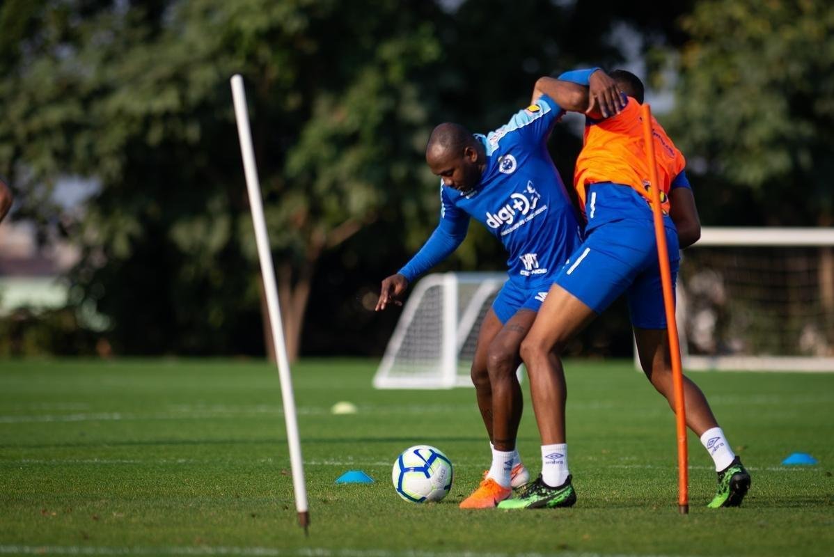 Fotos do treino do Cruzeiro desta quarta-feira, 21 de agosto, na Toca da Raposa II