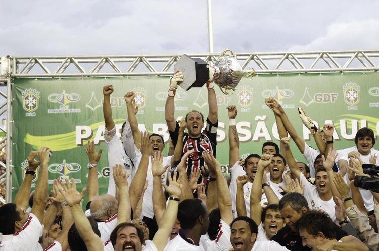 7 - So Paulo (seis ttulos) - seis Campeonatos Brasileiros (1977, 1986, 1991, 2006, 2007 e 2008)