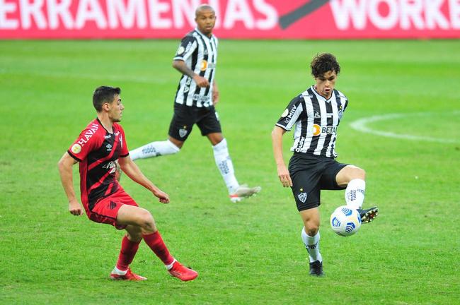 Imagens do confronto entre Atltico e Athletico-PR, vlido pela 14 rodada da Srie A do Campeonato Brasileiro