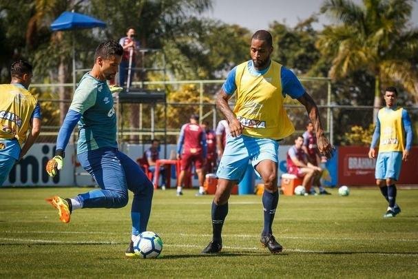 Cruzeiro realizou atividade de preparao para amistoso contra o Corinthians, nesta quarta