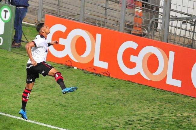 Fotos do duelo entre Cruzeiro e Vitria, no Independncia, em Belo Horizonte, pela 17 rodada da Srie B do Campeonato Brasileiro
