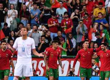 Seleção Portuguesa ganha por 2 a 0 em casa, nesta quinta-feira, e lidera o Grupo 2 com sete pontos. Tchecos, com quatro, estão em terceiro 