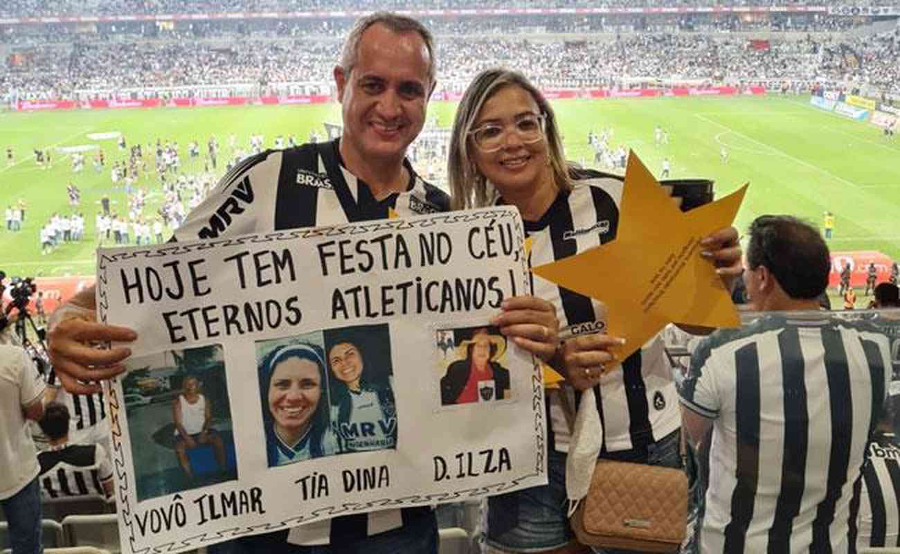 Atleticanos homenageiam no Mineirão familiares que não puderam ver o clube ser bicampeão brasileiro