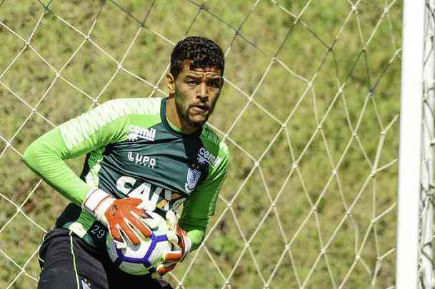 Jori, 22 anos - 11 jogos (2 no Mineiro e 9 no Brasileiro) - 

Era o mais jovem dos quatro goleiros no elenco. No entanto, os mais experientes Joo Ricardo e Fernando Leal comearam o ano desfalcando o time por leso e deram espao para os garotos. Jori superou a disputa pela titularidade com Glauco, um ano mais velho, e acabou sendo a escolha de Enderson Moreira na maior parte dos jogos. Foi acionado pela primeira vez logo nas semifinais do Campeonato Mineiro, no clssico contra o Atltico, e tambm atuou no incio do Brasileiro.