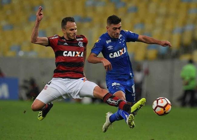 Fotos da vit�ria do Cruzeiro sobre o Flamengo por 2 a 0, nesta quarta-feira, no Maracan�. Gols de Arrascaeta e Thiago Neves garantiram ao time celeste vantagem nas oitavas de final da Copa Libertadores