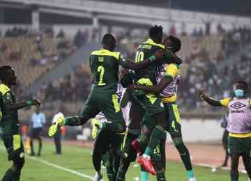 Equipe senegalesa venceu por 3 a 1 e vai encarar Burkina Faso na quarta-feira